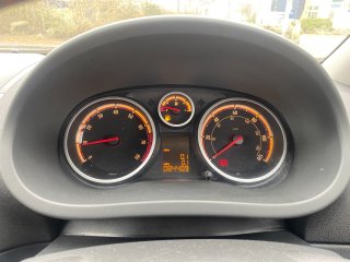 /photos/11848/98a651af-6d93-2b98-6de3-171d2dc1c9ba_i320x240.jpg