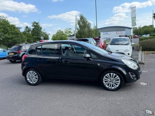 /photos/11848/a1030e5a-64cc-e7ab-cf1b-5c25227433c6_i320x240.jpg
