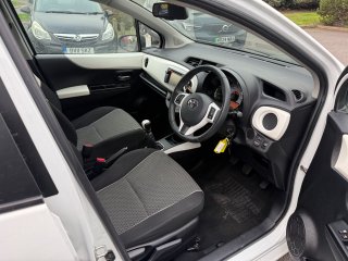 /photos/11848/db72611f-a035-61e0-0e67-ae1cb1868cf8_i320x240.jpg